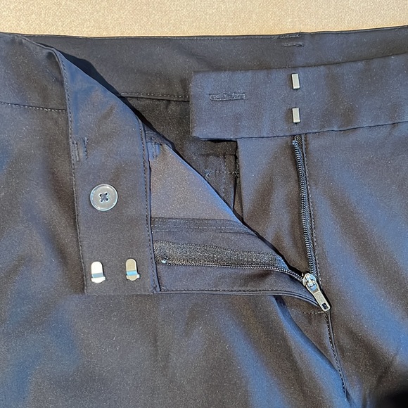 Nike Dry Fit Shorts (women’s) - Picture 5 of 5